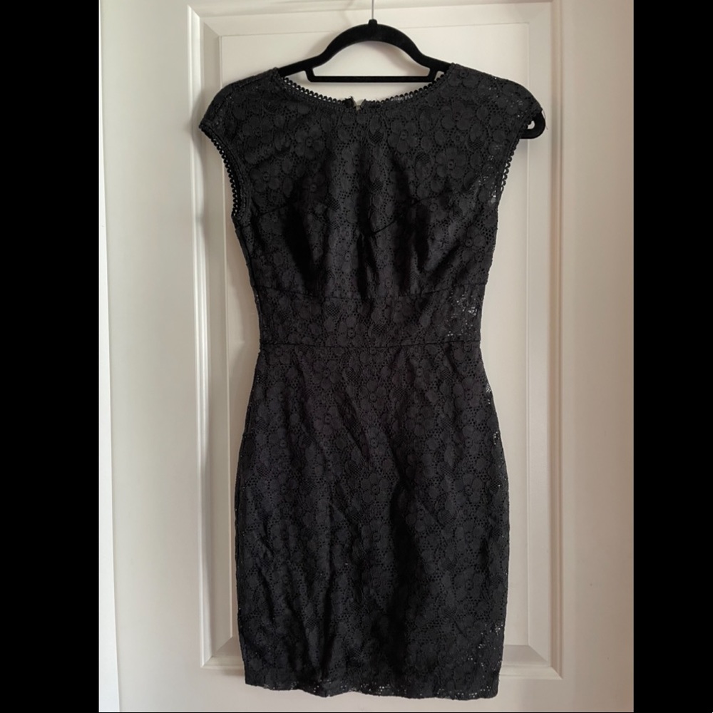 Guess lace dress